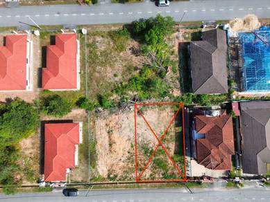 FREEHOLD Bungalow Lot Mahkota Hills Tasik Senangin Lenggeng