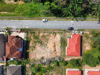 FREEHOLD Bungalow Lot Mahkota Hills Tasik Senangin Lenggeng