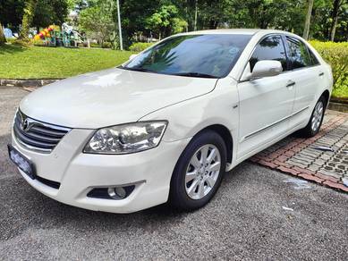 Toyota camry 2.0 for rent