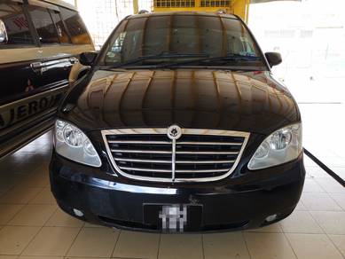 Ssangyong Stavic 11 seater for rent