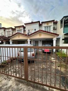 HUGE LAND 20' x 80'🔥 2 Storey Taman Putra Prima Puchong