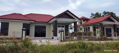 Banglo Siap Dibina Di Hadapan Taman Perindusterian Tok Bali Gong Kulim