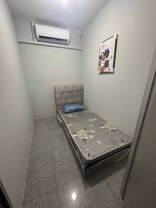 CIQ Walking Distance Room For Rent (3Mins Reach CIQ)