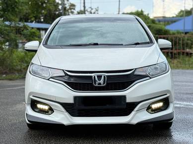 Honda JAZZ V 1.5L (A)