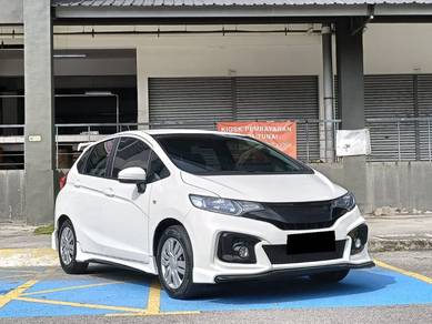 Honda JAZZ 1.5 MODIFIED NO LESEN BLH FULL LOAN