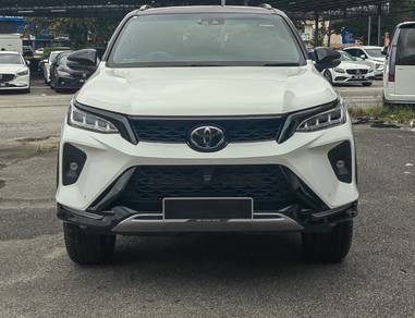Toyota FORTUNER 2.8 VRZ (A)