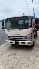 Isuzu NPR75UKH Lori Roro Tahun 2022