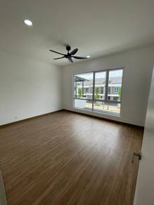Garland 2 Residence Kota Emerald 2 Storey For Rent !!!