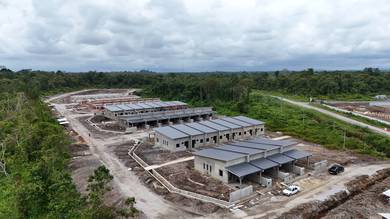Rumah Teres Setingkat di Kampung Plaie, Samarahan