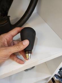 Lexus es original leather gear knob