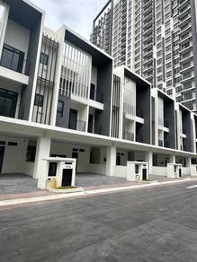 3 Storey Superlink Villa, Laman Alstonia, Bukit Rahman Putra,Shah Alam