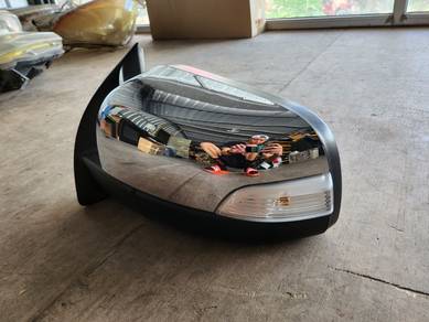 Ford ranger t8 side mirror