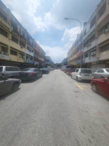 Sale Huge 4 Storey Shop Lot @ Jalan Jejaka Maluri Near Sunway Velocity