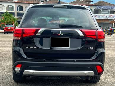 Mitsubishi OUTLANDER 2.0 4WD 360CAM FULL LOAN