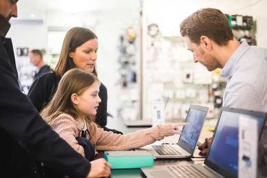 IT Sales Assistant Vacancy (Permanent Job)
