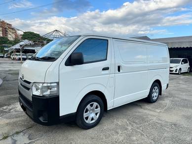 2015 Toyota Hiace 2.5 Panel Van - LOAN TINGGI