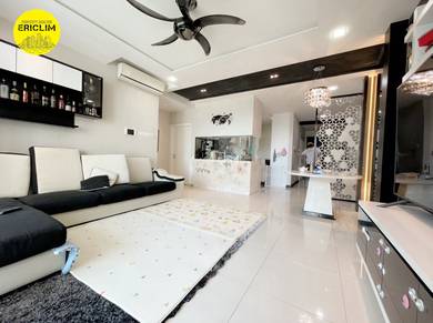 Cheapest !! Vertiq, 1087 Sqft, Mid Floor, Designer Interior !! Seaview