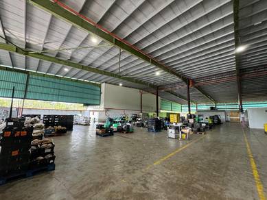 Kluang Ayer Hitam 3.5 Acre Detached Factory with Dock Leveller 1200Amp