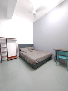 Bandar Seri Alam Few Middle Room For Rent (Shop)