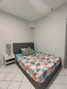 Nicely furnished Small Bedroom for Rent in Pantai Panaroma