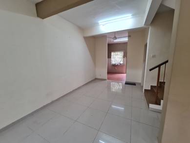 Double Storey Taman Reko Mutiara Near UKM Bangi MRT Hentian Kajang