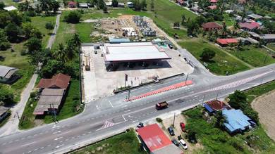 SEMI-D  TEPI JALAN UTAMA KANDIS BACHOK