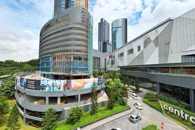 4 Storey En Bloc Retail Office 8 Premier @ i-City