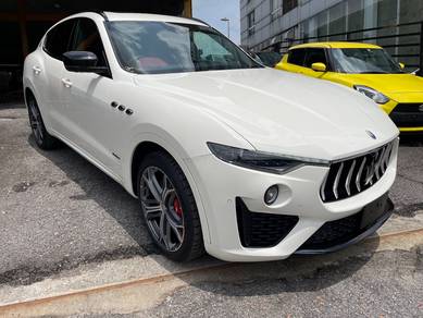 Maserati LEVANTE 3.0 S GRANSPORT (A)