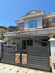 2 Storey Intermediate corner house for sale at Taman Saikat, Ipoh.