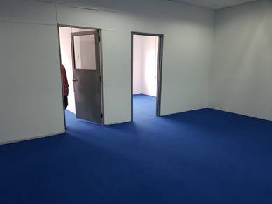 Karpet Roll Plain dan Bercorak