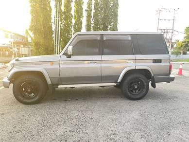 Toyota LANDCRUISER 3.0 PRADO (LJ78) (M)