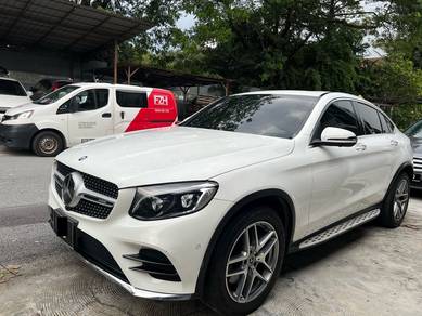 Mercedes Benz GLC250 4MATIC COUPE AMG LINE