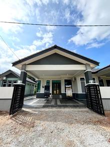 Semi D Gong Badang, Belakang kedai Nasi Arab Al Amin