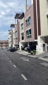 3-storey-Terraced-House-for-rent-Cheras-Selangor