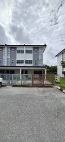 Oxford Batu 9 Kch Serian Townhouse