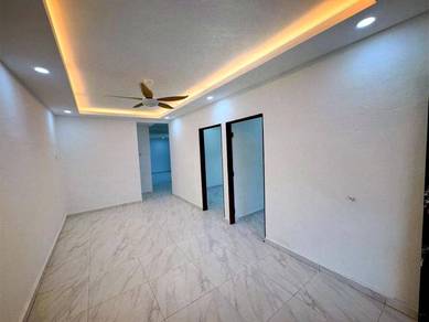 Teres 1 Tingkat Conner lot🏡(Full Reno✅) di Taman Desa Aman, SP