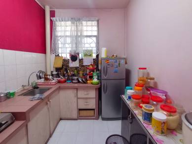 RENOVATED👍FULLY FURNISHED AIRCOND WATER HEATER👍Flat Taman Pulasan