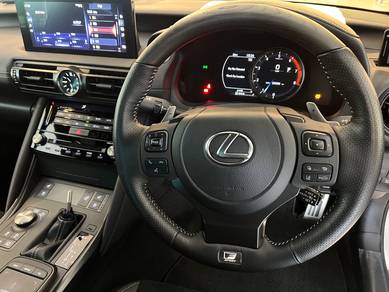 Lexus IS300 2.0 Turbo F-SPORT MODE BLACK III