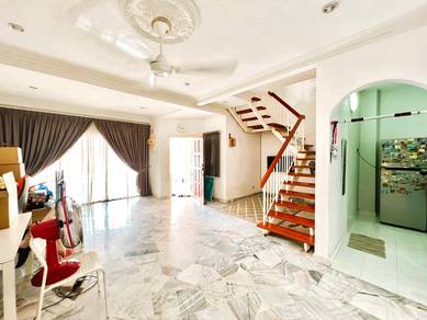 22' x 75'⛳ + RENOVATED✅| 2 Storey, Alam Megah, Seksyen 27, Shah Alam