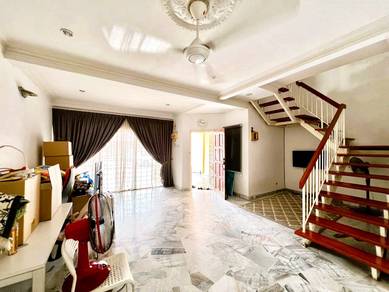 22' x 75'⛳ + RENOVATED✅| 2 Storey, Alam Megah, Seksyen 27, Shah Alam