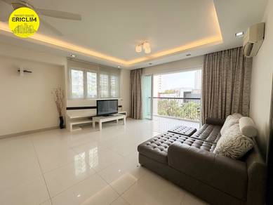 Cheap Deal !! Platino Luxury Condo, 2056 Sqft, Low Floor, Furnish Reno