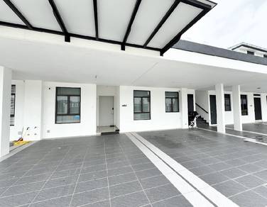 Eco Grandeur [ Townhouse Ground Floor,3 Carpark,Ready to Move In ! ]
