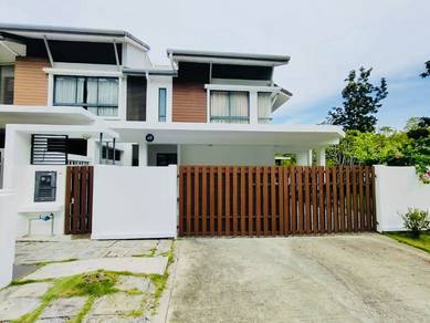 3 Storey Corner 7 Bedroom IVY TERRACE Denai Alam Shah Alam Near Elmina