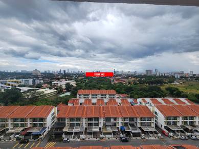 Shineville Garden At Farlim Freehold Town View 1 CP ( Full Loan )