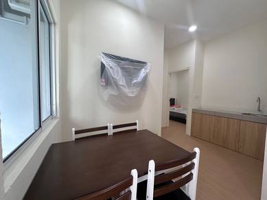 Two rooms / QE / studio/ sembulan