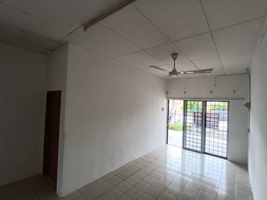 FACING Open Padang Single Storey  Taman Mantau Indah 4 Bilik For Sale