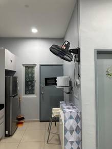 Fully Furnish Mezzanine Condo For sale 560k only