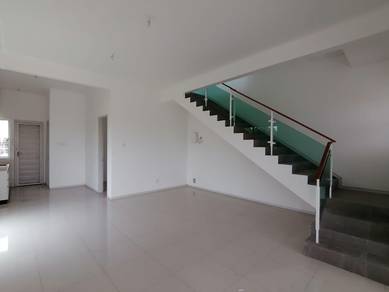 Coner lot double storey Bandar Layangkasa pasir Gudang untuk dijual