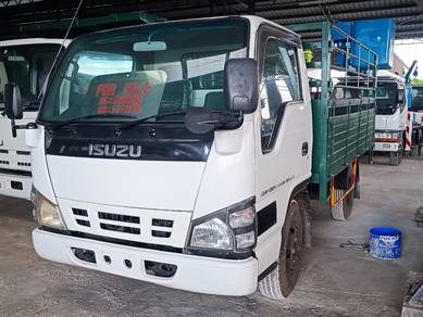 Rebuild Isuzu NHR Kargo Kayu Daftar Baru