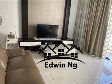 Summer Place Middle Floor, Fully Furnished & Renovated, Seaview